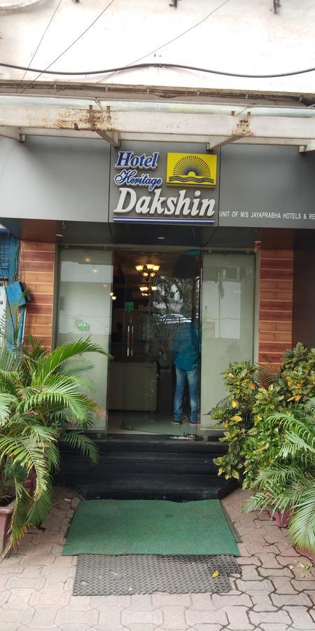 נאווי מומבאי Hotel Heritage Dakshin מראה חיצוני תמונה