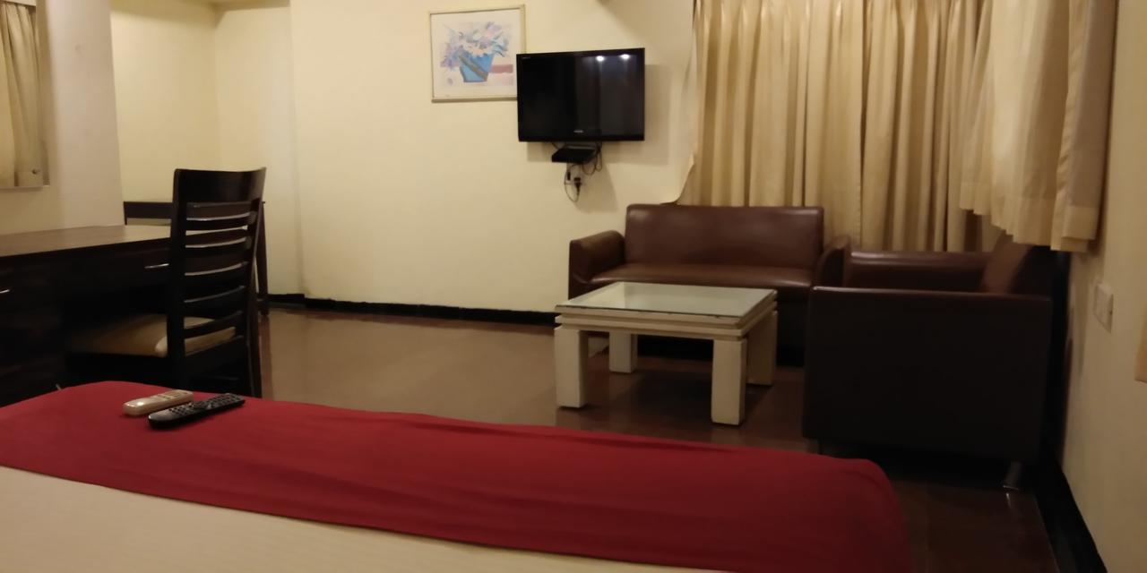 נאווי מומבאי Hotel Heritage Dakshin מראה חיצוני תמונה